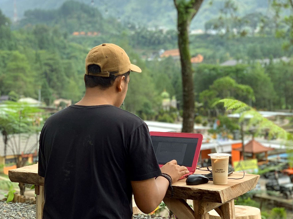 Glamping Korean Aesthetic di Kawasan Guci